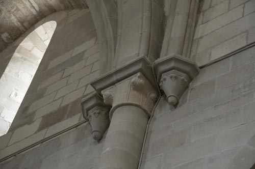 Capiteles y ménsulas de la  iglesia de Irantzu